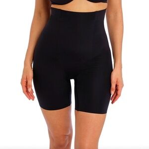 Wacoal Black Shapewear Firm Control Shorts (M)